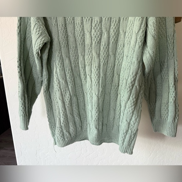 Vintage|Cozy Pastel Sage Green Cable Knit Sweater,fisherman style•••oversized - Picture 4 of 9